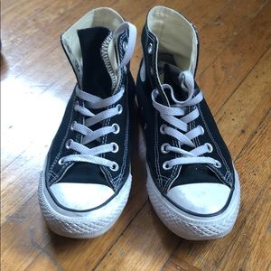 Black & white high top converse